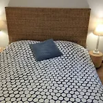 Au Vieux Lavoir Avec Parking Prive, Jardin , Climatisation, A 500 M De La Cite Appartement