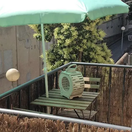 Au Vieux Lavoir Avec Parking Prive, Jardin , Climatisation, A 500 M De La Cite