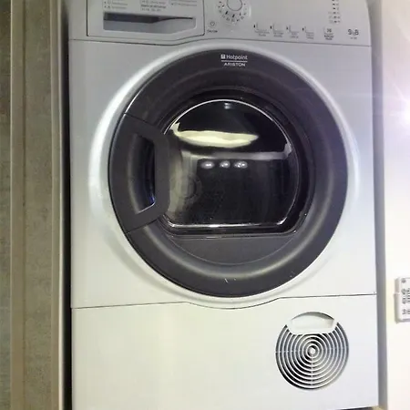 Au Vieux Lavoir Avec Parking Prive, Jardin , Climatisation, A 500 M De La Cite