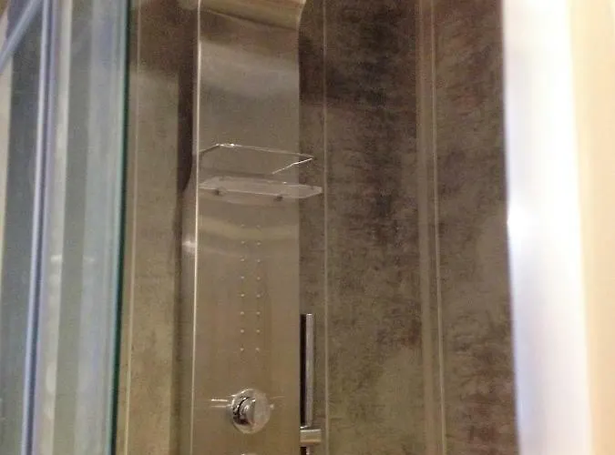 公寓 Au Vieux Lavoir Avec Parking Prive, Jardin , Climatisation, A 500 M De La Cite 卡尔卡松