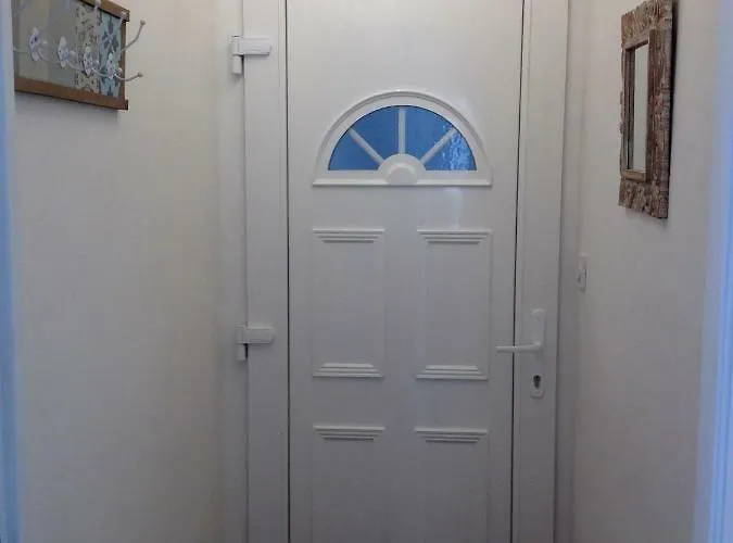 Apartamento Au Vieux Lavoir Avec Parking Prive, Jardin , Climatisation, A 500 M De La Cite Carcassonne